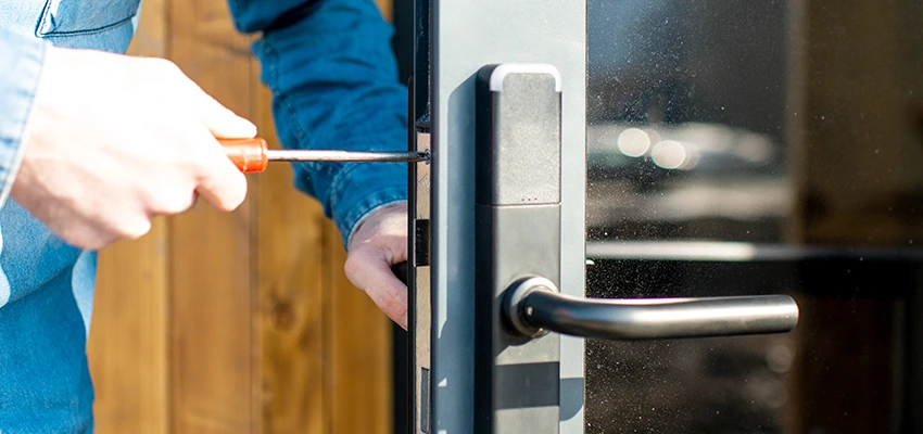 Aluminium Door Lock Replacement in Fresno, California