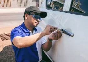 Car Locksmith in Fresno, CA